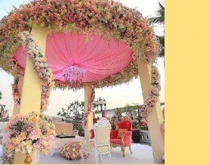 Circular Floral Dome Mandap - Best Lakh Bangle Maker India